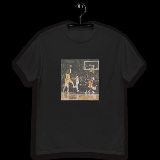 Discover LeBron James All Time Scoring Record Shot Vintage Style T-Shirt