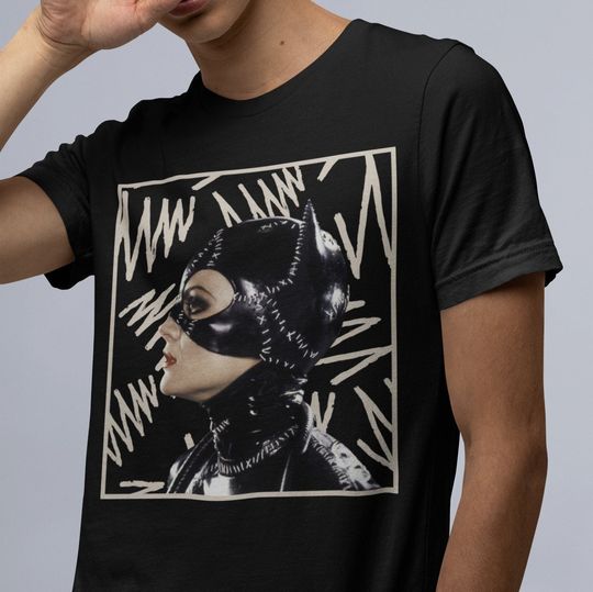 Discover Catwoman ZigZag T-Shirt, 80s T-Shirt, Catwoman Shirt