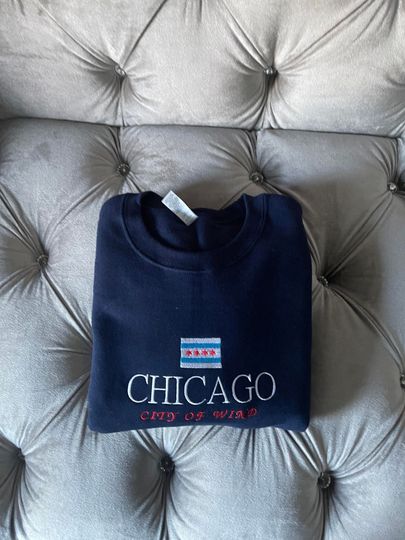 Discover Vintage Chicago City of Wind Embroidered Crewneck