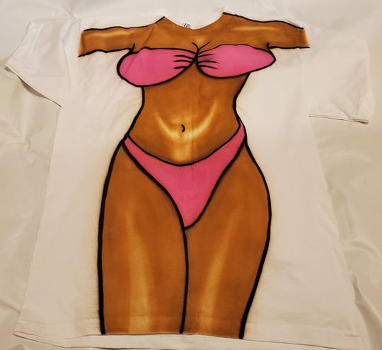Discover Airbrushed beach bodies T-shirt