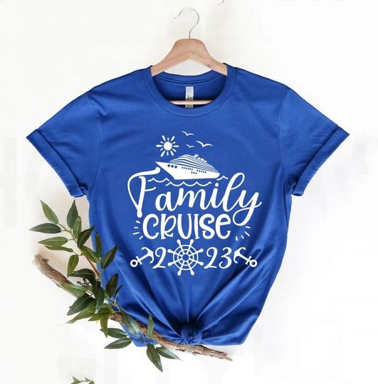 Discover Family Cruise Vacation Tee 2023