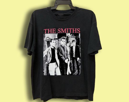 Discover Vintage The Smiths Band T-Shirt