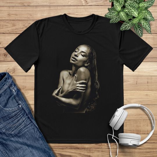 Discover Sade Love Deluxe Unisex T-Shirt