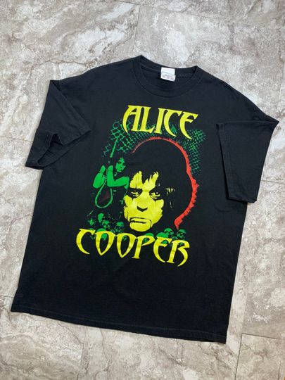 Discover Alice Cooper 2004 Tour T-Shirt