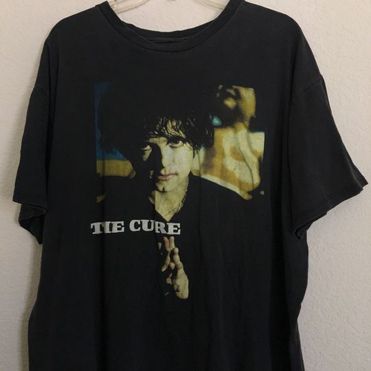 Discover The Cure Vintage Band T-Shirt