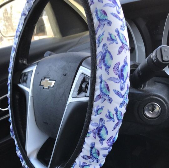 Discover Sea Turtles Steering Wheel Cover