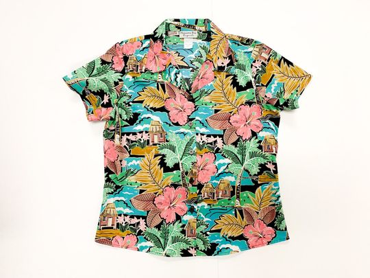 Discover Ladies Hawaiian Button Down Campshirt