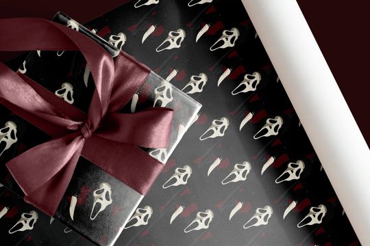 Discover Ghostface Halloween Gift Wrap