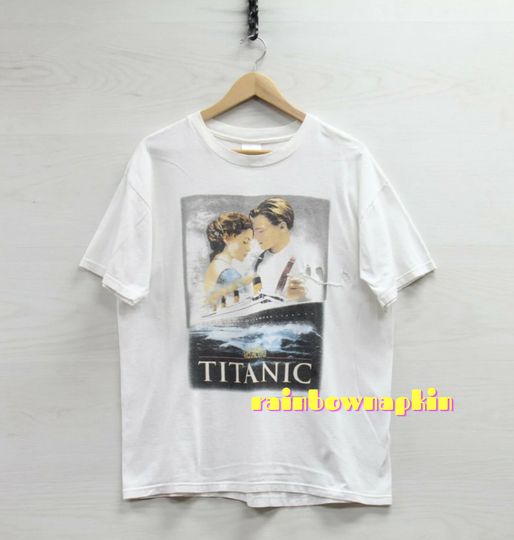 Discover 1998 Vintage Style Titanic t-shirt