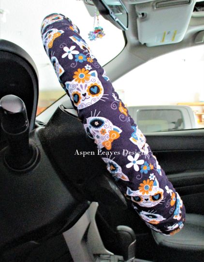 Discover Decorated cat steering wheel cover