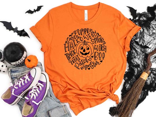 Discover Trendy Halloween Spooky Season T-Shirt