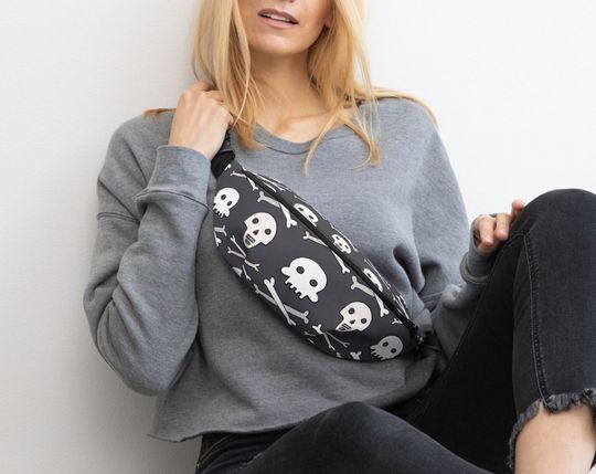 Discover Skull Fanny Pack