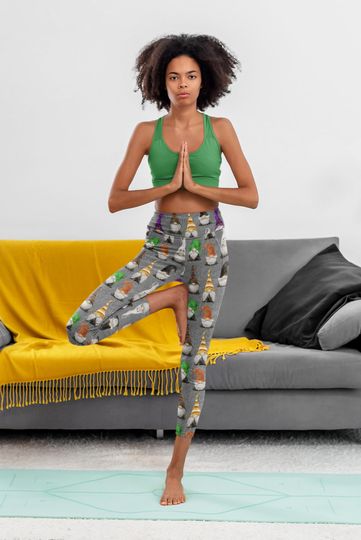 Discover Gnome Halloween Leggings