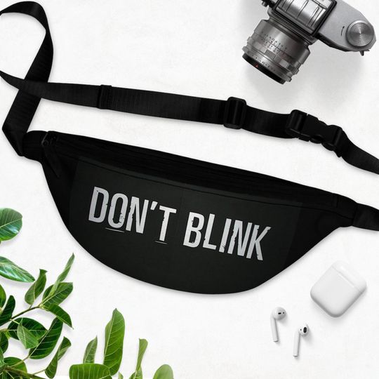 Discover Don't Blink Doctor Who Hip Sack