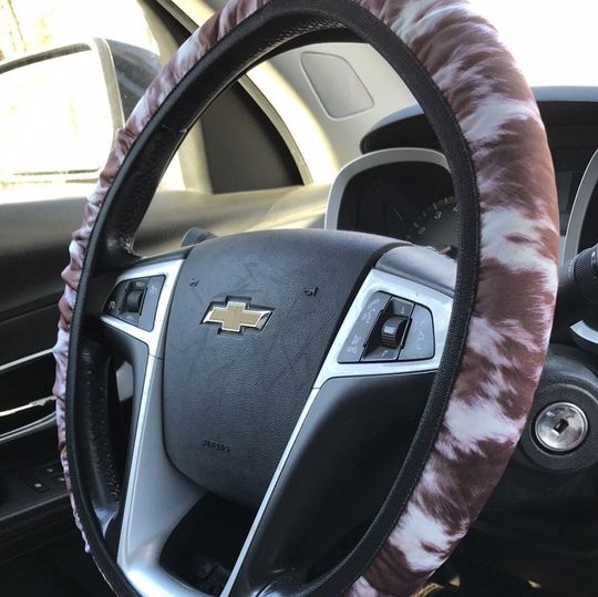 Discover Brown Cowhide Pattern Steering Wheel Cover