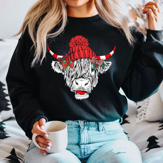 Discover Christmas Highland Cow Sweatshirt Hoodie Sweatshirt