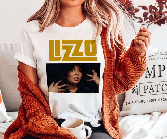 Discover Lizzo Fan shirt, Lizzo Vintage Tour 90s' T-shirt