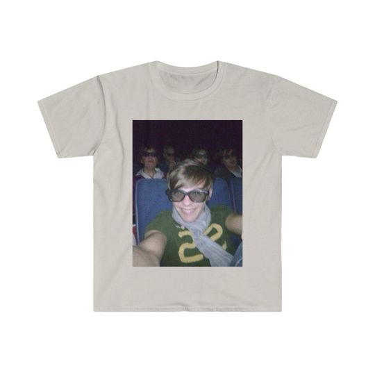 Discover Louis Tomlinson Movie Theatre Selfie Meme T-Shirt