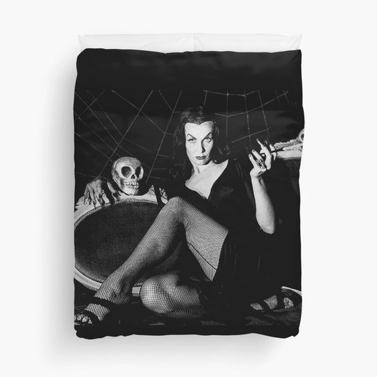 Discover Maila Nurmi Duvet Cover