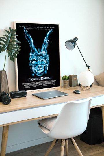 Discover Donnie Darko, 2001 American psychological thriller film