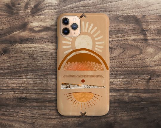 Discover Protective iPhone 13 Case