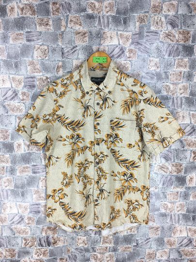 Discover Eddie Bauer Hawaiian Shirt
