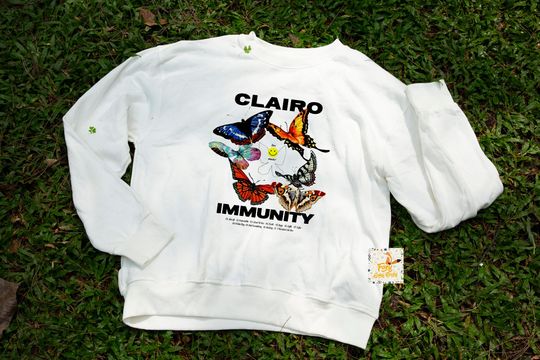 Discover Clairo Vintage 90's Rap Sweatshirt