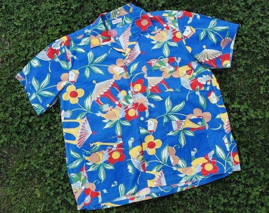 Discover Fun Novelty Print Shirt with 3 POCKETS | Linen + Mother of Pearl Buttons