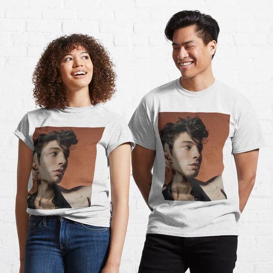 Discover ezra miller rambut  Classic T-Shirt