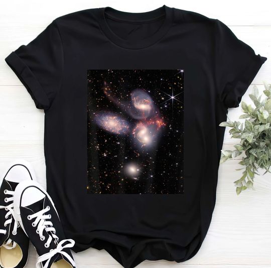 Discover The First Images from the James Webb Space Telescope 2022 T-Shirt