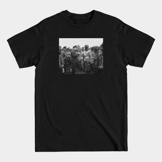 Discover Ike Talking With Airborne On D-Day - Dwight Eisenhower - T-Shirt