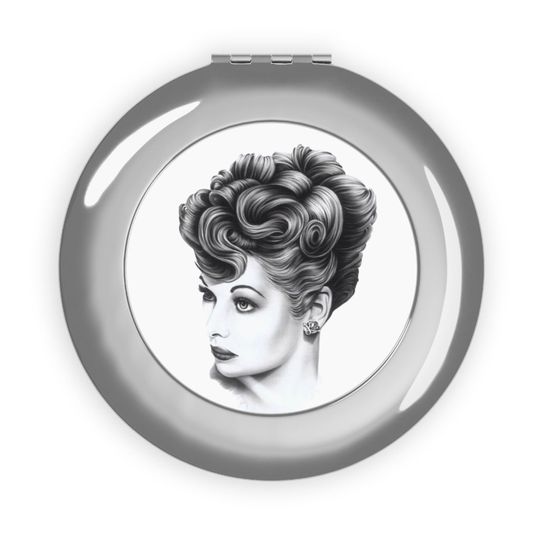 Discover Compact Travel Mirror