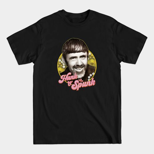 Discover Hunk O' Spunk - Kath And Kim - T-Shirt