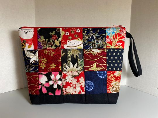 Discover No. 2 Gift , Patchwork Wristlet , Cosmetic purse, Quilted cotton wristlet, iPhone purse, Makeup organizer