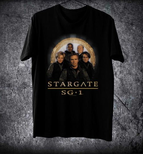Discover Stargate Men's Cast Stacked T-Shirt