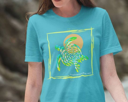 Discover Hawaiian Sea Turtle T-Shirt - Beach Style