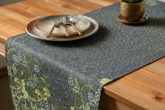 Discover Linen table runner, William Morris, Seaweed