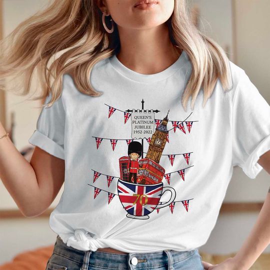 Discover Queen Elizabeth II Platinum Jubilee 1952-2022 CELIBRATION T shirt