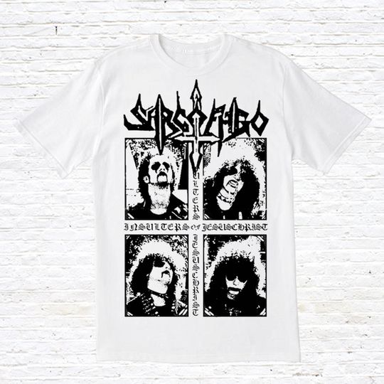 Discover Sarcofago T-Shirt