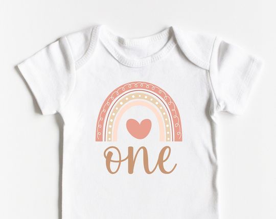 Discover First Rainbow Birthday Outfit T-Shirt