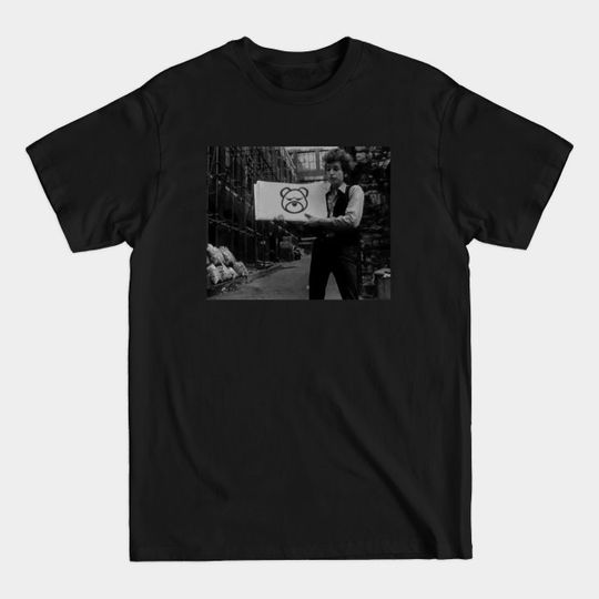 Discover Bob Dylan ft Bear - Bob Dylan - T-Shirt