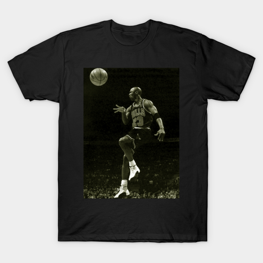 Discover michael jordan 23 - Michael Jordan - T-Shirt