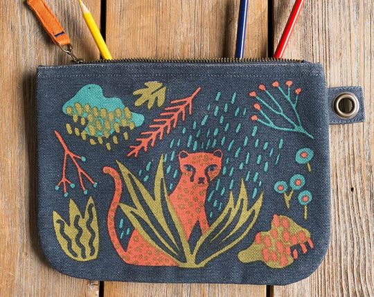 Discover Large Canvas Zipper Pouch With Cheetah Design - Empire Cheetah Travel Cosmetic Bag