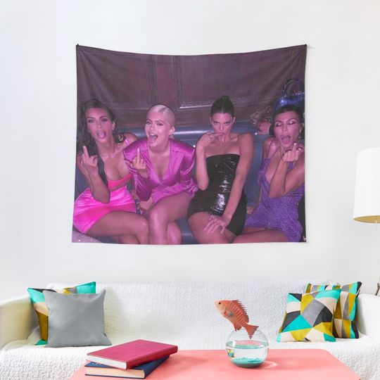 Discover Kardashians Tapestry