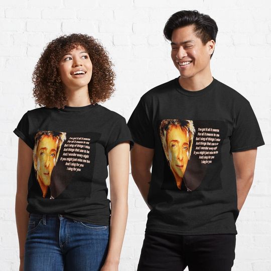 Discover Barry Manilow T-Shirt