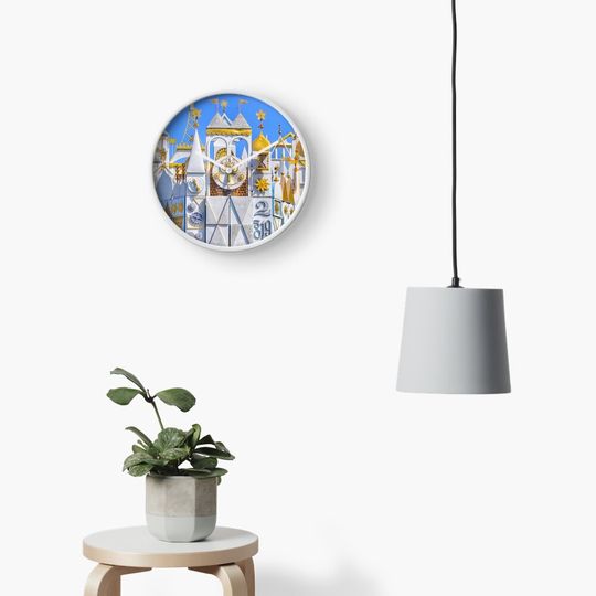 Discover it's a small world Clock
