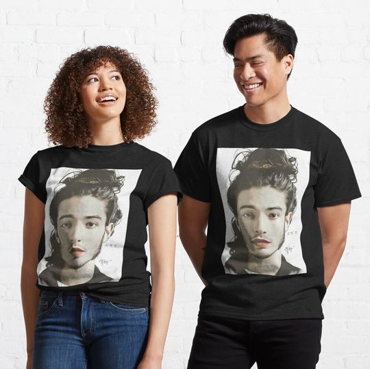 Discover Ezra Miller Son of An Illustrious Father Painting Classic T-Shirt