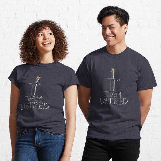 Discover Fan Art Team Uhtred Classic T-Shirt