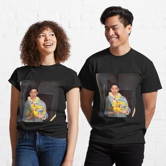 Discover Pete Davidson Holding Gushers Packages Classic T-Shirt