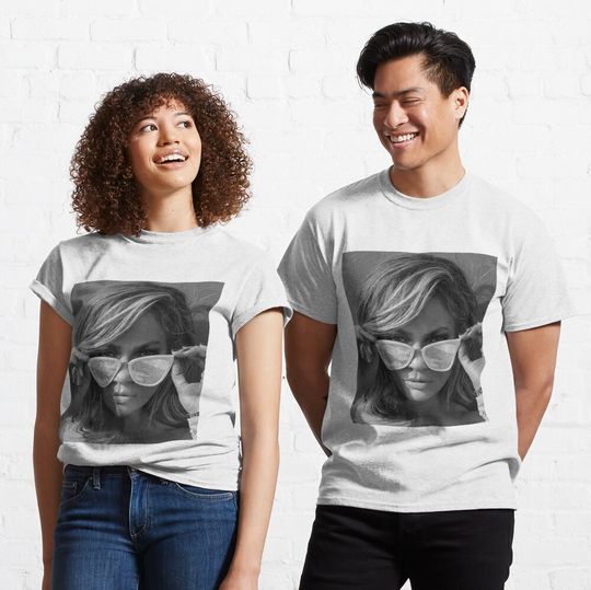 Discover Jennifer Lopez T-Shirt